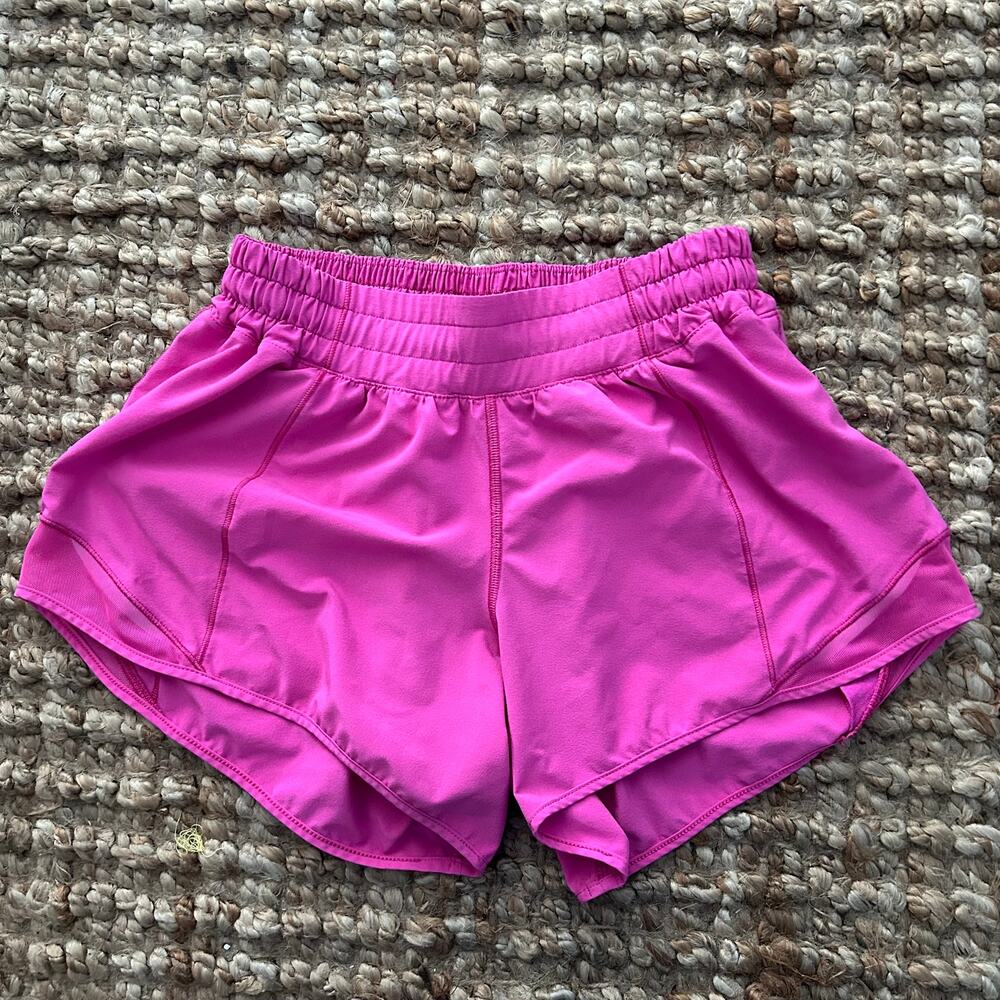 Lululemon Hotty Hot Short II Long 4" Pink Highlight Size 6 Liner Removed